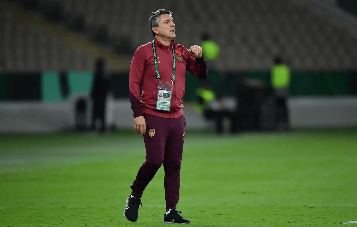 世俱杯下注-亚足联官网介绍安东尼奥：32岁开始执教，曾获亚足联杯冠军